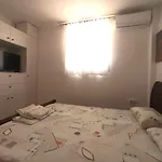Geralis Apartment